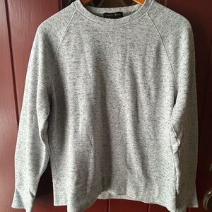 Banana Republic Men's Heather Gray Crewneck Sweater